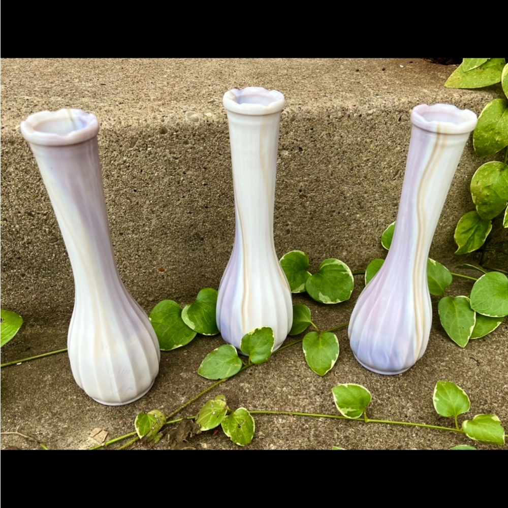 COPY - SET OF 3 Lavender/Amethyst marbled Midcentury Modern Milk Glass Vases